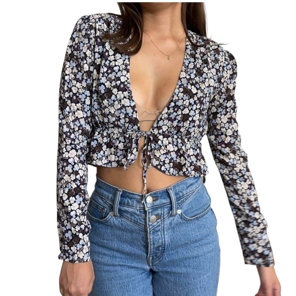 Sunday Best Black Floral Tie-Front Crop Top